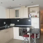 Ξενοδοχείο με διαμερίσματα Marina