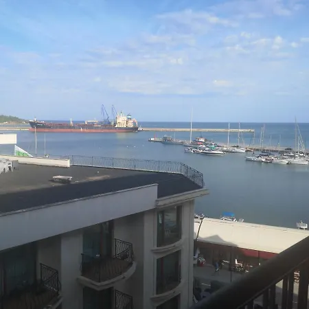 Apartment Marina 3*