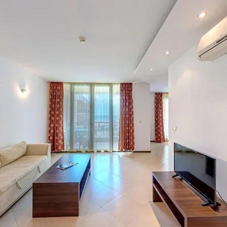 Marina Apartmanhotel
