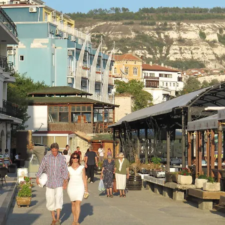 Marina 3* Balcsik