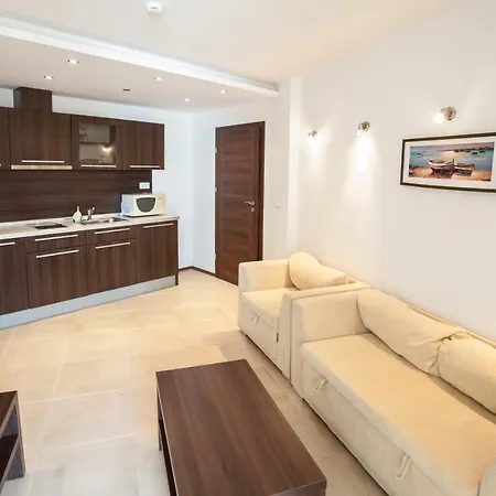 Marina Apartment