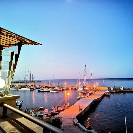 Marina Apartmanhotel