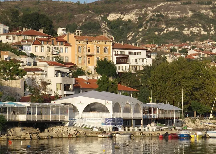 Lejlighedshotel Marina 3*