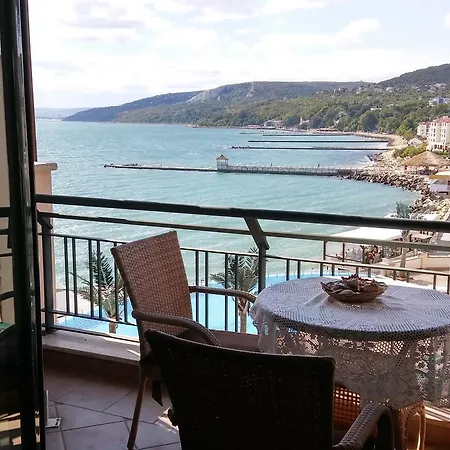 Marina Aparthotel Balchik
