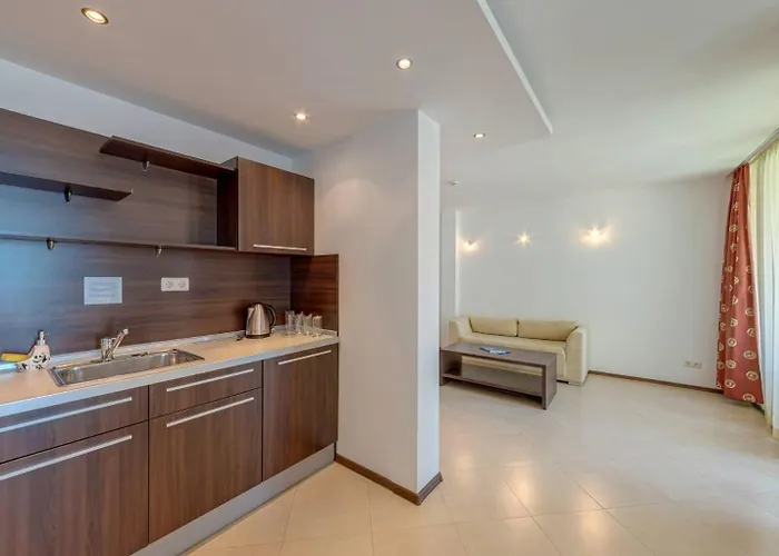 Aparthotel Marina Balchik