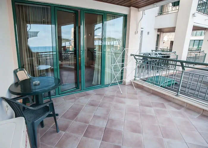 Marina Aparthotel Balchik