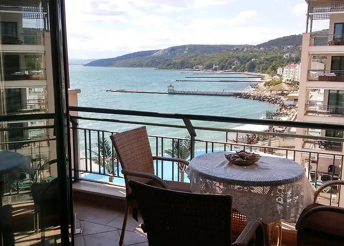 Marina Aparthotel Balchik