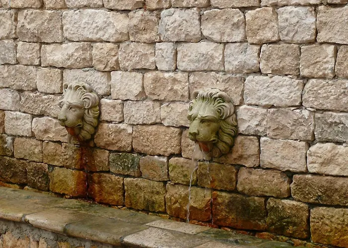 Marina Aparthotel Balchik